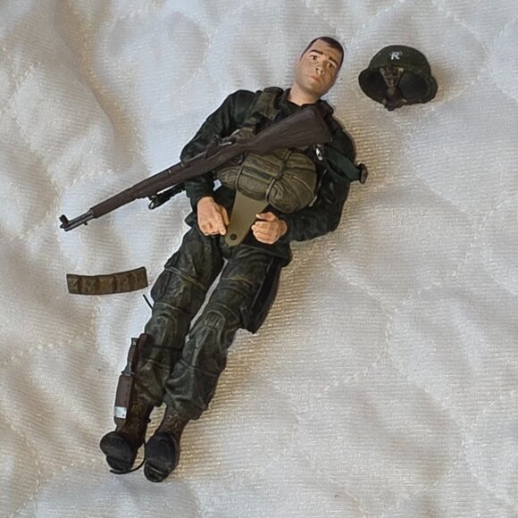 Sergeant Matt Baker Brothers in Arms Action Figure Toy Helmet Arms - Picture 2 of 11